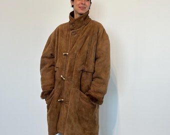 Original oversized Shearling with toggles / vintage women's sheepskin / vintage Shearling / brown shearling coat with toggles / brown oversized sheepskin