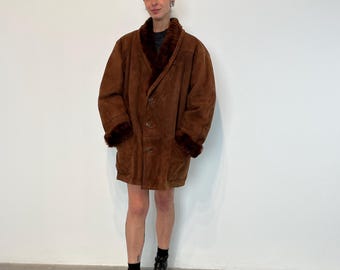 Vintage 1940s Mouton (lamb) Fur Coat, Lined, Size S/M, Hidden