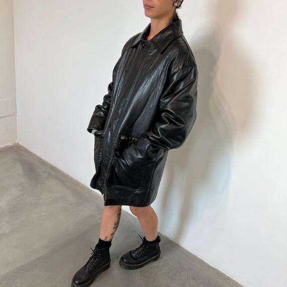 Vintage 80s giacca pesante nera / giacca donna invernale vintage / giacca imbottita in eco pelle vintage / giacca oversize nera