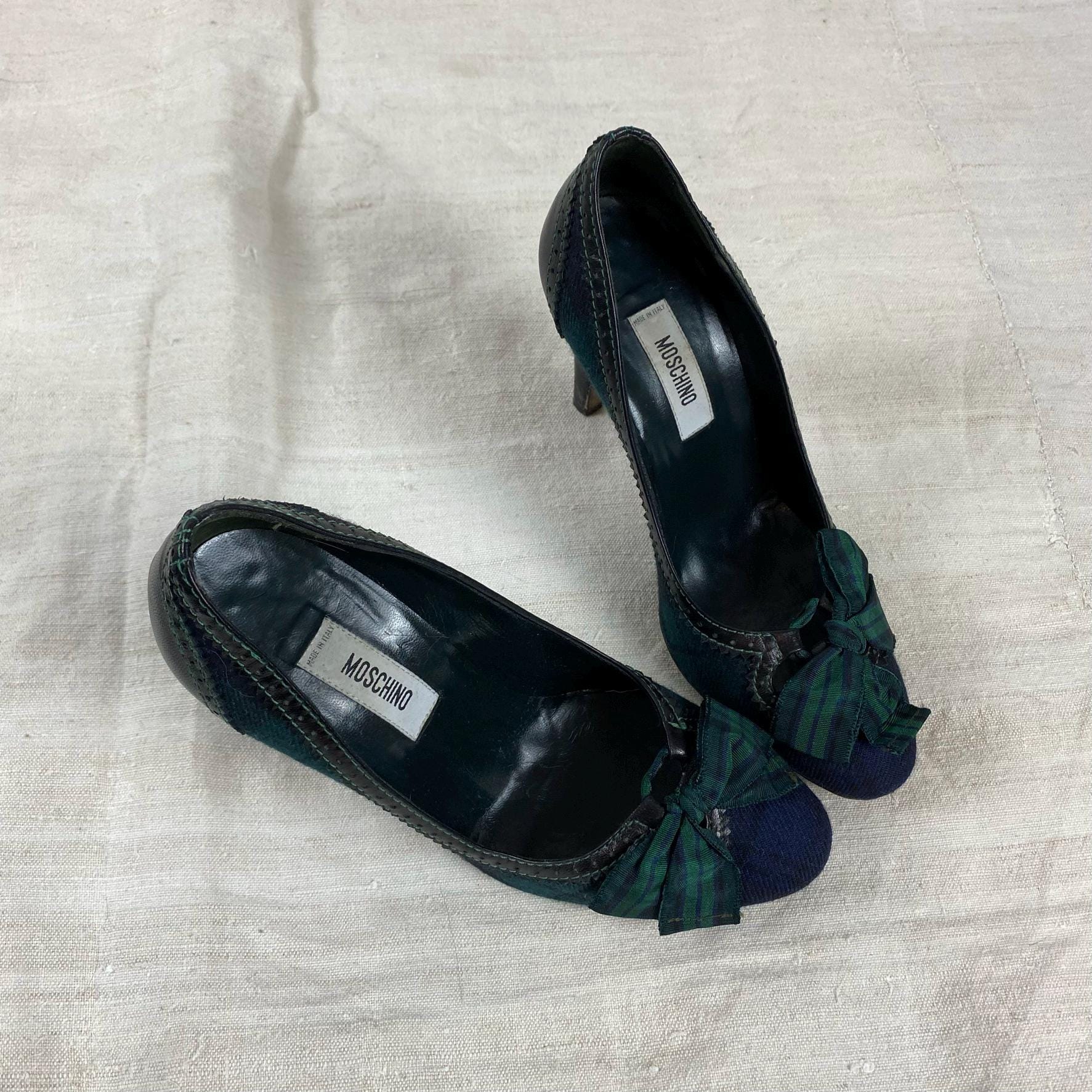 36 Moschino vintage décolleté Moschino heel and toe shoe Moschino…