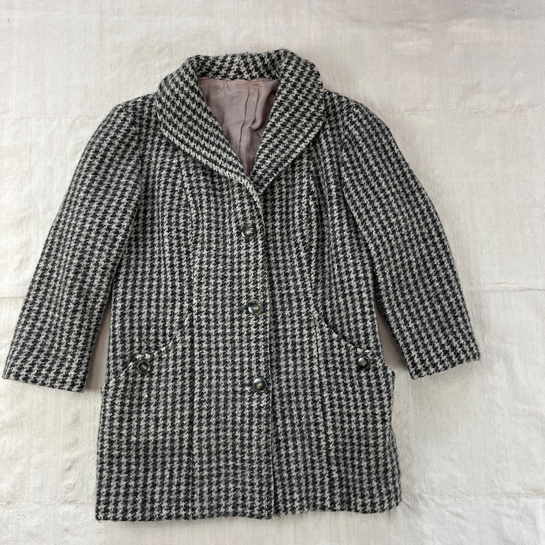 Trussardi 70s vintage wool coat / vintage women's wool coat / Vintage patterned coat / vintage Trussardi houndstood coat image 7