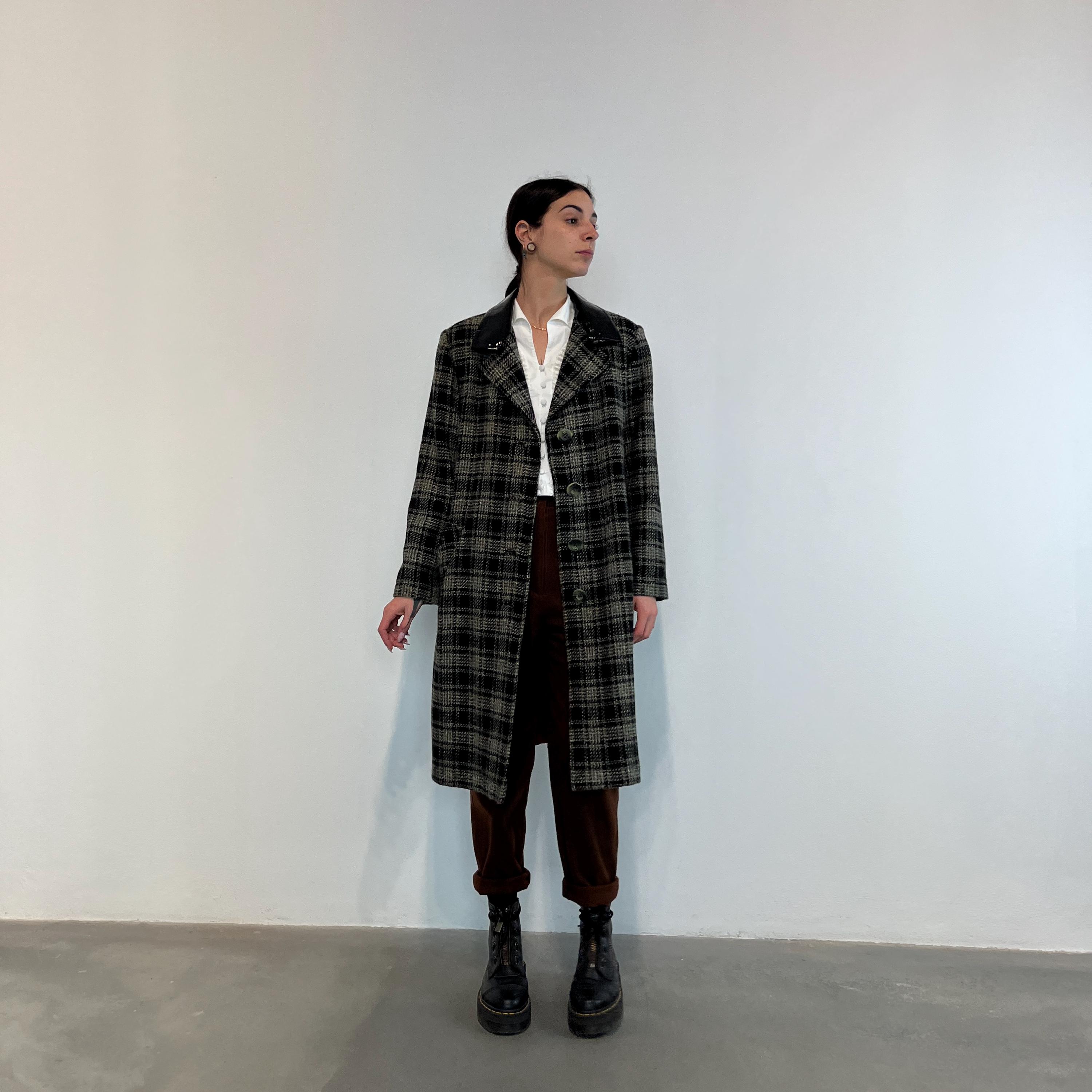 Ferré 100% Wool Vintage Coat / Vintage Gianfranco Ferre Coat Ferré 100% Wool Vintage Coat / Vintage Gianfranco Ferre Coat