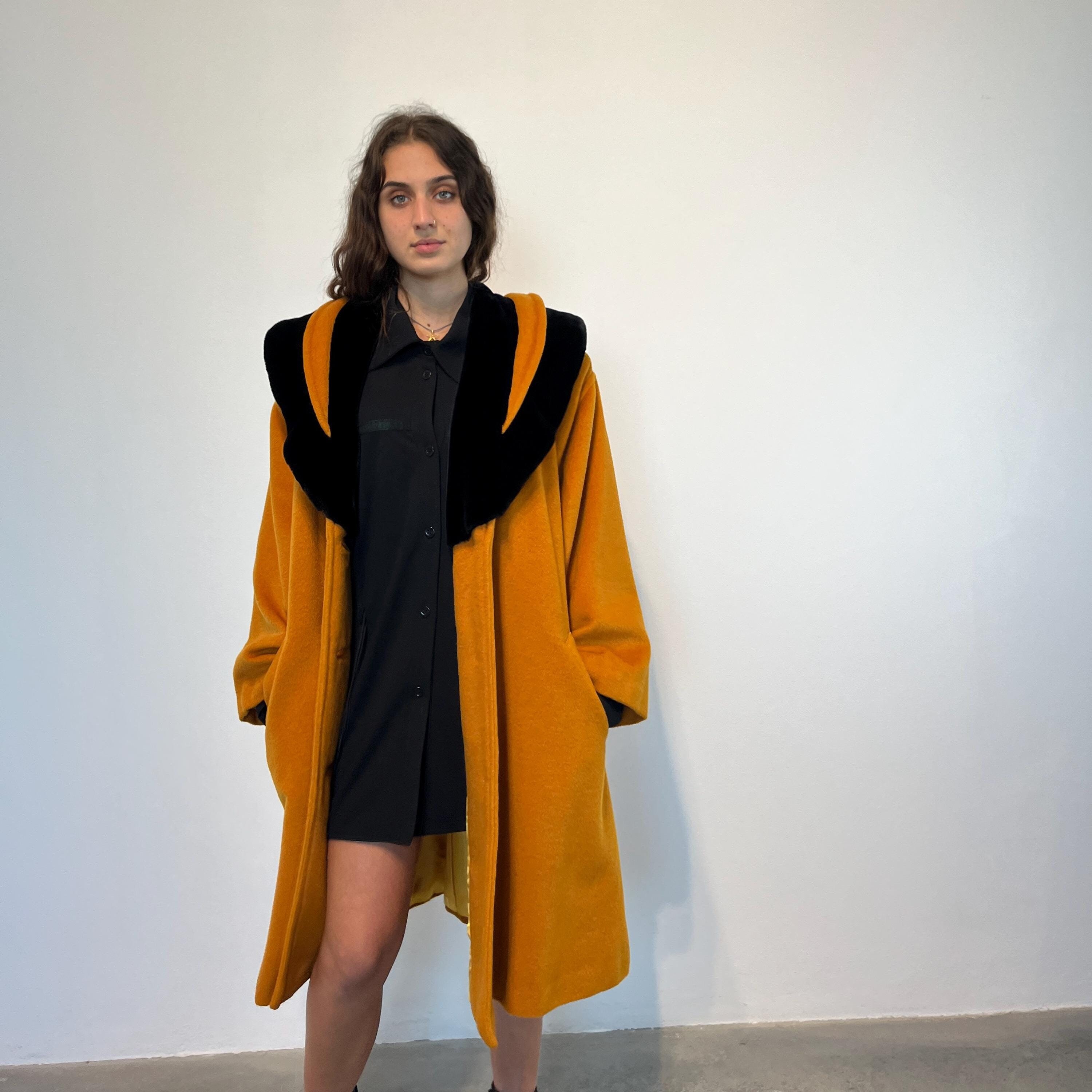 Mohair Wool Coat With Hood / Vintage Mohair Wool Coat