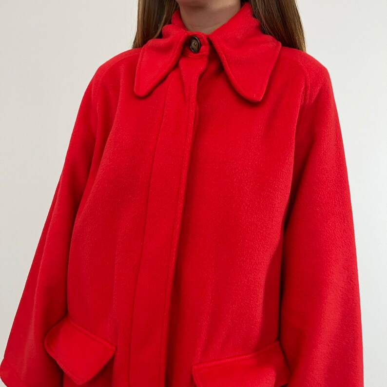 RED Red vintage coat / 80s vintage coat / red women's coat / vintage red women's coat / red fairytale vintage coat image 3