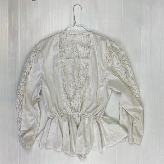 LACE vintage 80s blouse / white vintage women's s… - image 9