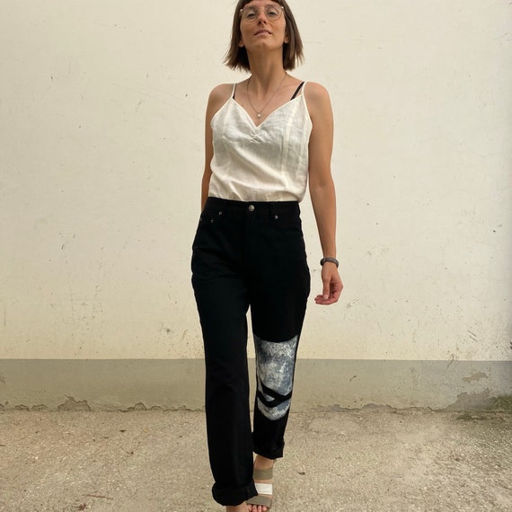 PAINTED white/black / women's 90s vintage jeans /… - image 3