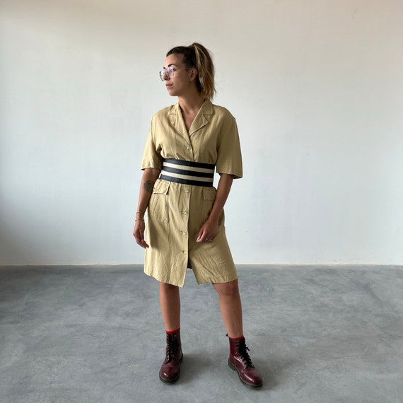 Safari with straps Vintage 70s dress / beige safa… - image 1