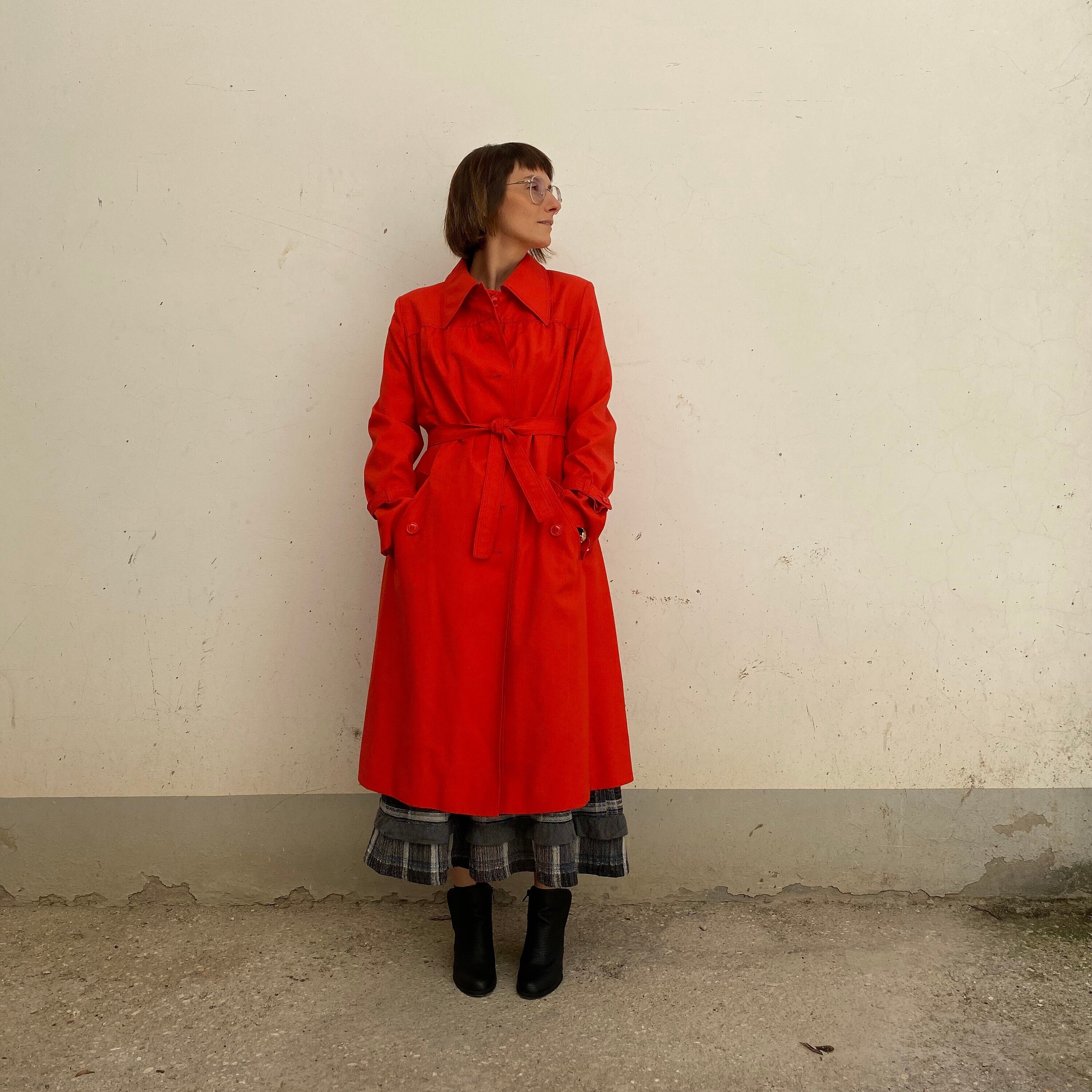 Erdbeere rot Trenchcoat /70er Jahre licht Vintage Staubsauger /rot Frauen Trenchcoat / Vintage/Vintage rote Jacke Mitte der Saison lange Jacke - S