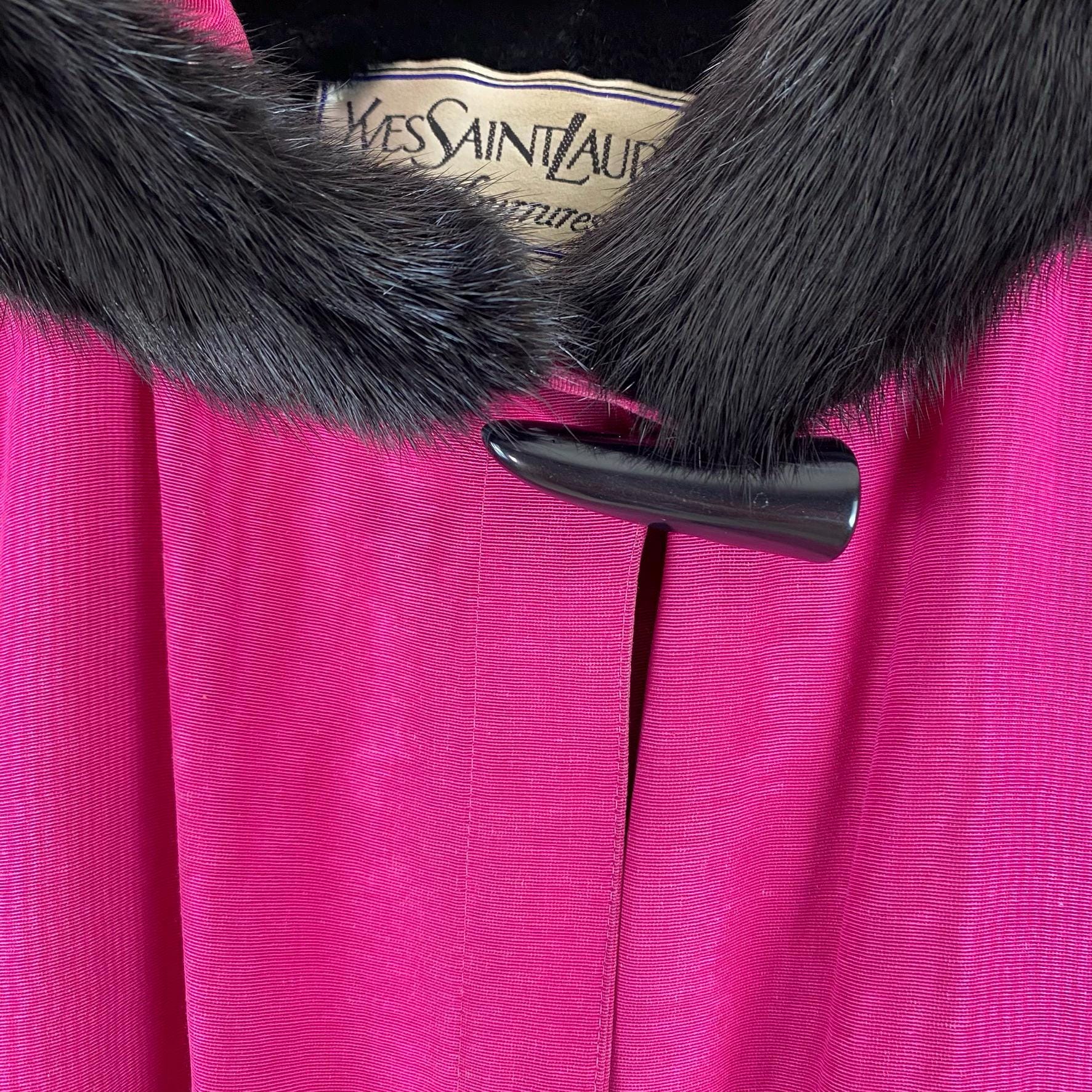 イヴ・サンローランのコート / 80年代のヴィンテージYSL F.コート