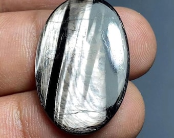 Auffälliger Hypersthen Cabochon loser Edelstein zur Schmuckherstellung Größe 28x18x3 mm Gewicht 17 CRT ca