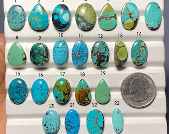 Natürlicher Hubie-Türkis-Cabochon, loser Edelstein für die Schmuckherstellung. CODE 2527