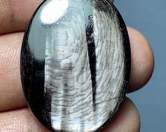 Auffälliger Hypersthen Cabochon loser Edelstein zur Schmuckherstellung Größe 32x24x4 mm Gewicht 43 CRT ca