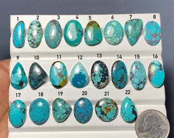 Natürlicher Hubie-Türkis-Cabochon, loser Edelstein für die Schmuckherstellung. CODE 2526