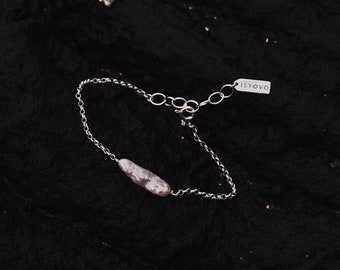 Pink stick pearl bracelet | Finger pearl bracelet | Simple pearl bracelet | Delicate pearl bracelet | Chain pearl bracelet | Stick pearl