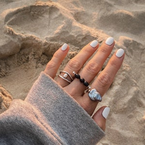Bridal pearl ring | Silver pearl ring | Freshwater pearl ring | Minimalist ring | Classy pearl ring | Pearl jewelry | Engagement ring