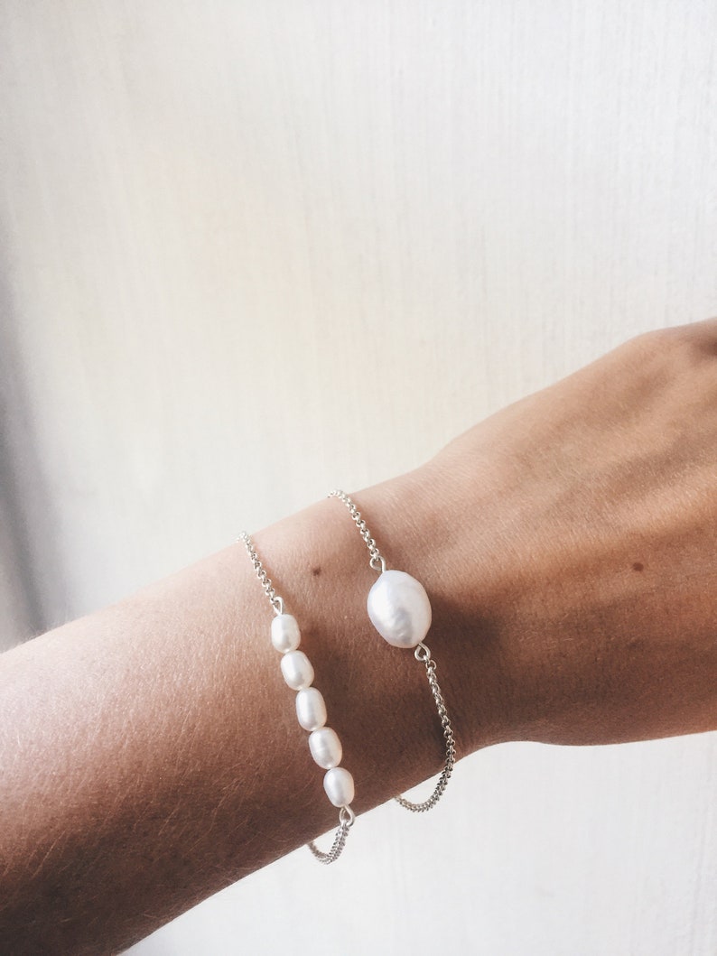 Dainty pearl bracelet Chain pearl bracelet Petite bridal bracelet Black Friday sale Tiny pearl jewelry Wedding bracelet
