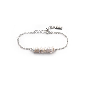 Elegant Keshi White Pearl Bracelet, Layered Baroque Pearls Bracelet for Women, Delicate Silver Chain Bracelet, Bridal Jewelry, Gift for Her image 2