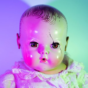Vintage 1950s Creepy Dy Dee 20&quot; Baby Doll Cracked Face Effanbee Halloween Prop Goth