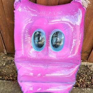 Vintage 1980s Ideal Mickey Mouse Pink Pool Raft Inflatable Googly Eyes Disney VIDEO image 4