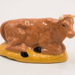 Atlantic Mold Cow Ox Laying Down Nativity Replacement Figure Ceramic Glossy Vintage