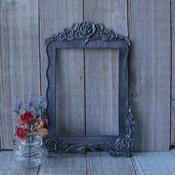 Vintage 5 x 7 Silver Rose Frame