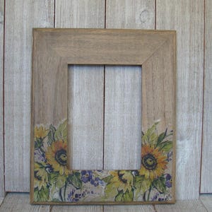 5 x 7 Hand Painted Weathered Wood Frame Decoupaged Sunflower Comes with Mirror or Glass Covering