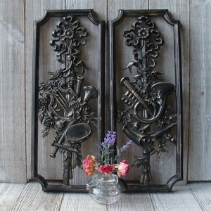 Pair of Musical Wall Art Vintage Dart Black and Gold Resin Music Wall Hangings