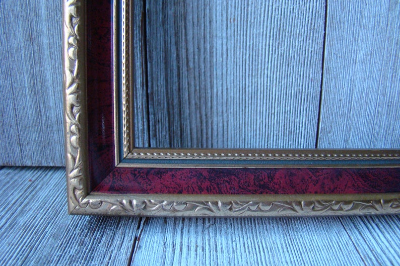 Ornate Vintage 5 X 7 Red and Gold Frame Etsy