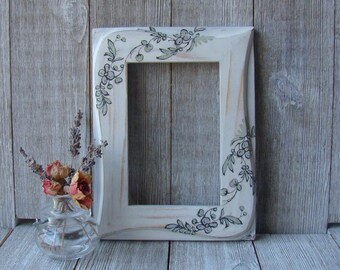 Hand Painted 4 X 6 White Wood Frame With IOD Fairytale Floral
