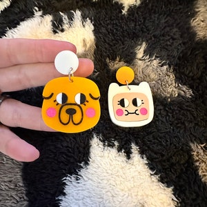Finn en Jake schatjesoorbel | Adventure Time Finn the Human Jake the Dog lichtgewicht acryl cadeau sieraden accessoires goud