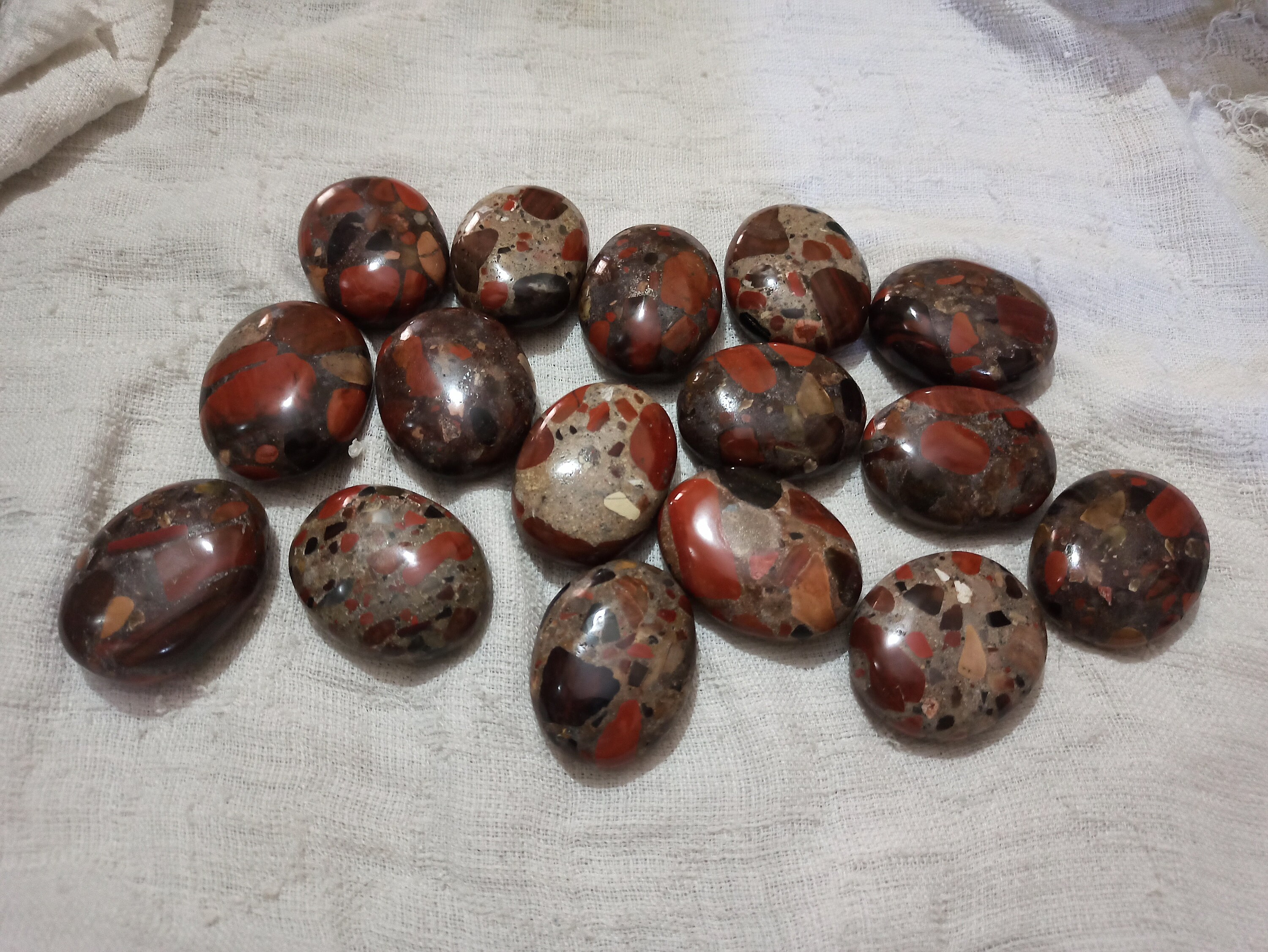 Red Jasper Conglomerate Palmstone Pudding Stone 40 to 50 Mm Oval