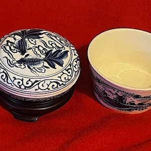 Delft BONANZA! 5 Vintage Delft Pieces + Bonus Chinese Porcelain Dish