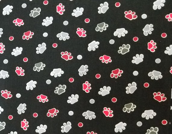 Tossed Paws auf Schwarz, 100% Baumwolle, origineller Stoff