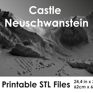 Op de afbeelding: Een zwart-wit 3D-model van Neuschwanstein Castle, een sprookjesachtig kasteel in de Beierse Alpen. Het model is 62 cm bij 62 cm en is beschikbaar als een 3D-printbaar STL-bestand.