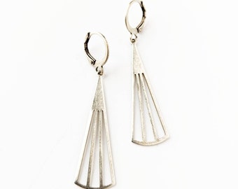 Silver toned brass geometric shaped earrings