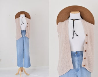 Vintage Blush Pink Acrylic Cardigan | 70s sleeveless vest