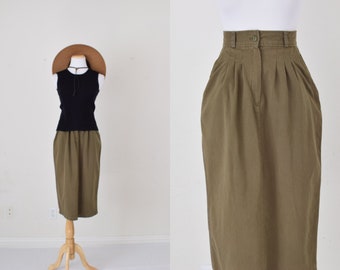 Vintage 80s Olive Green All Cotton high waisted skirt size 9 | 26 waist