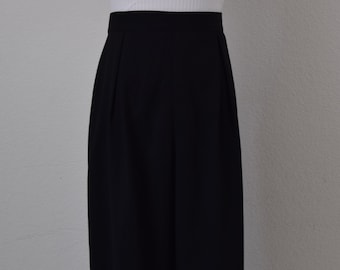 Vintage 80s Black Pleated Polyester/Spandex Pants | 30-32 waist