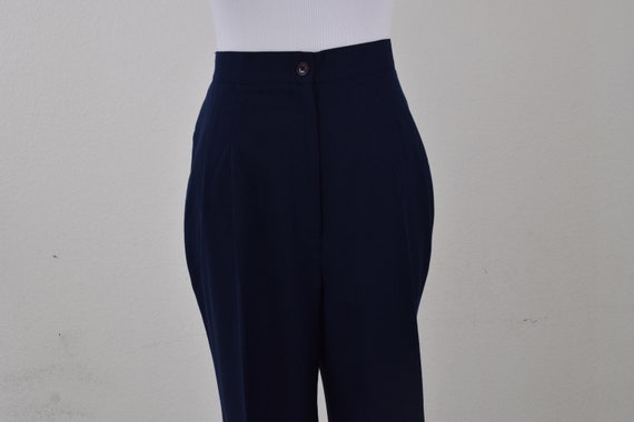 Vintage 80s Navy Polyester-Rayon Pleated Trousers… - image 4