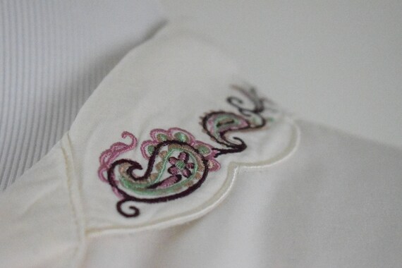 Vintage 80's Paisley Embroidered Cream Blouse - image 8