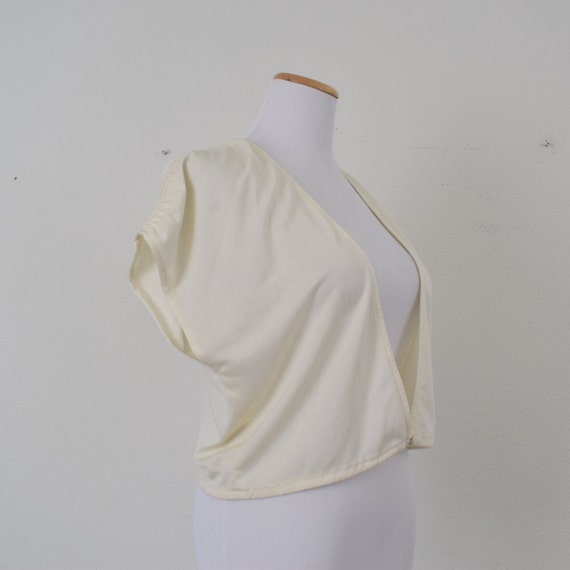 Vintage 70s Semi-Sheer Beige Polyester Crop Vest/… - image 4