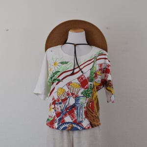 Maglietta vintage anni '80 con grafica Carducci Picnic, taglia S