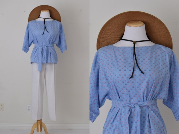 Vintage 80s Blue/White Batwing 3/4 Sleeves Blouse - image 1