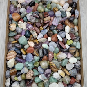 Bulk lot tumbled stone