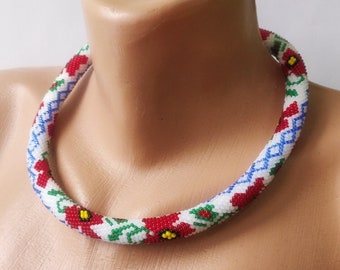 Nasty made from beads, embellishment for the neck, rope made from beads, exclusive necklace made from beads with gachka Necklace made from beads Gift for wives, embellishment made from hollyhocks