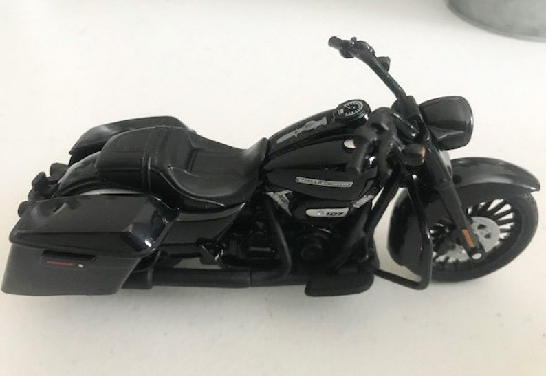 Harley Davidson wedding cake topper,Biker wedding cake topper,motorcycle wedding cake topper,Personalized wedding cake toppers,