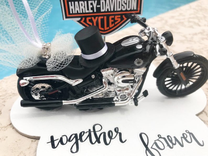 Harley Davidson wedding cake topper,Biker wedding cake topper,motorcycle wedding cake topper,Personalized wedding cake toppers,