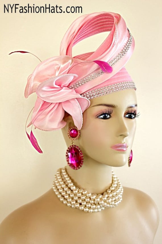 Women display picture 2