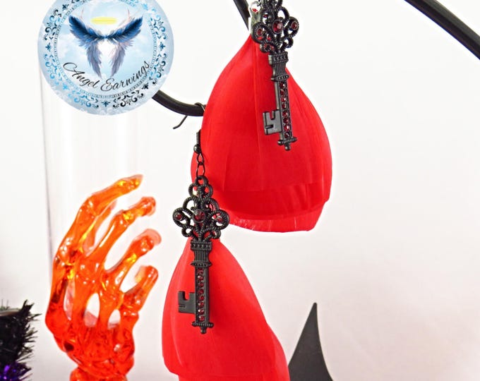 Stop in for a Spell - Feathers - Charms - Silver-Plated