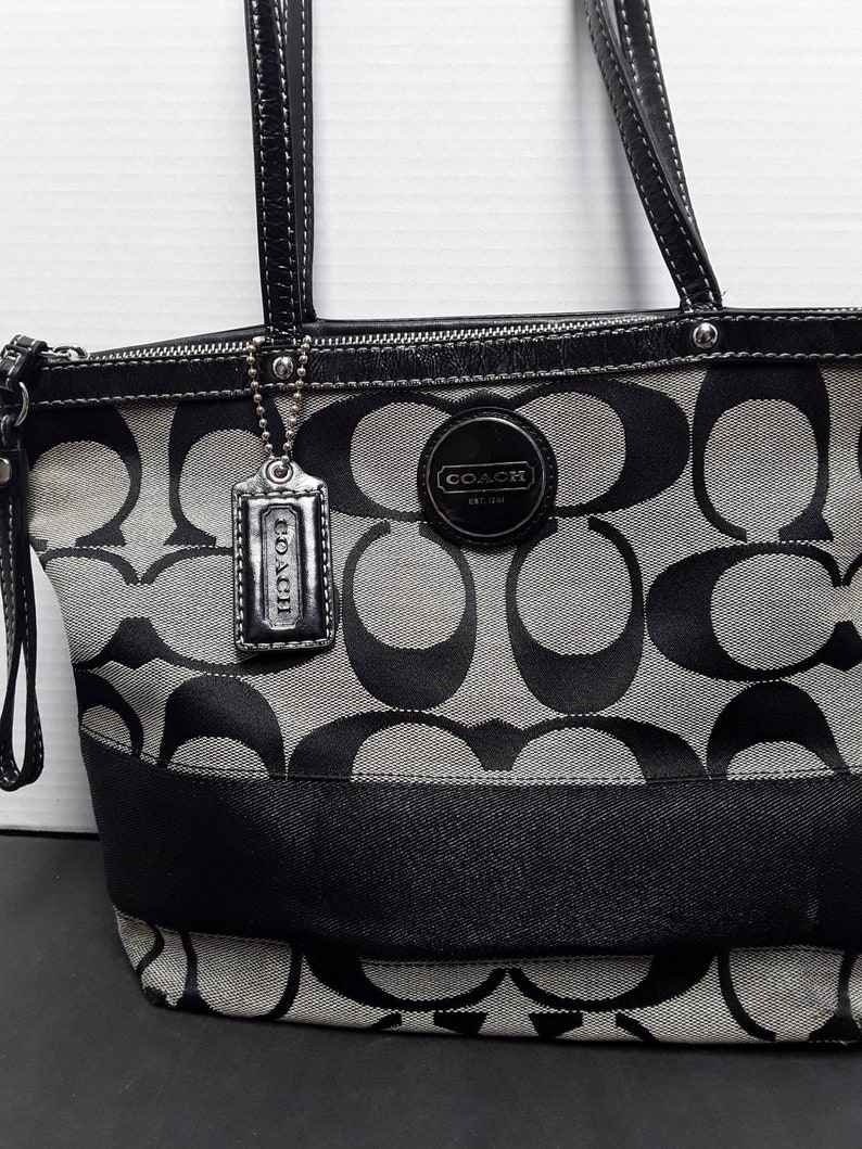 medium sized purse